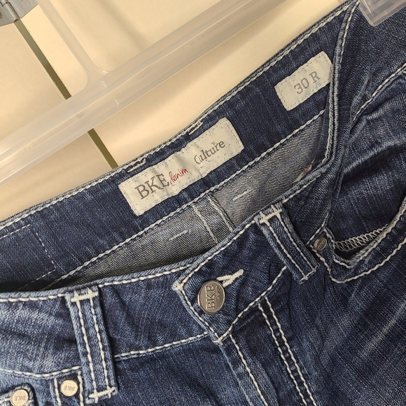 BKE Denim Culture Distressed Jeans sz W30xL31½ Women's - Picture 2 of 4